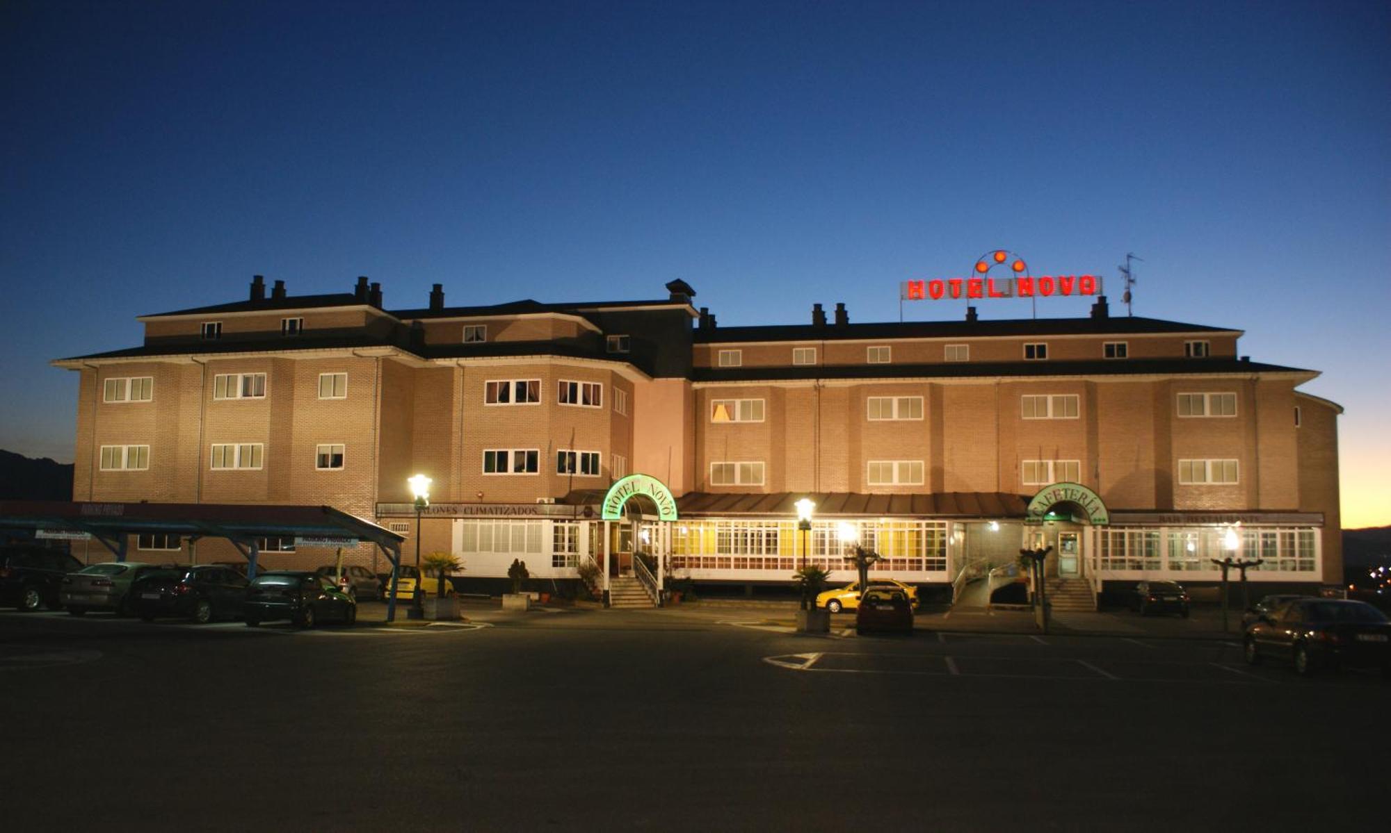 Hotel Novo Ponferrada Exterior photo
